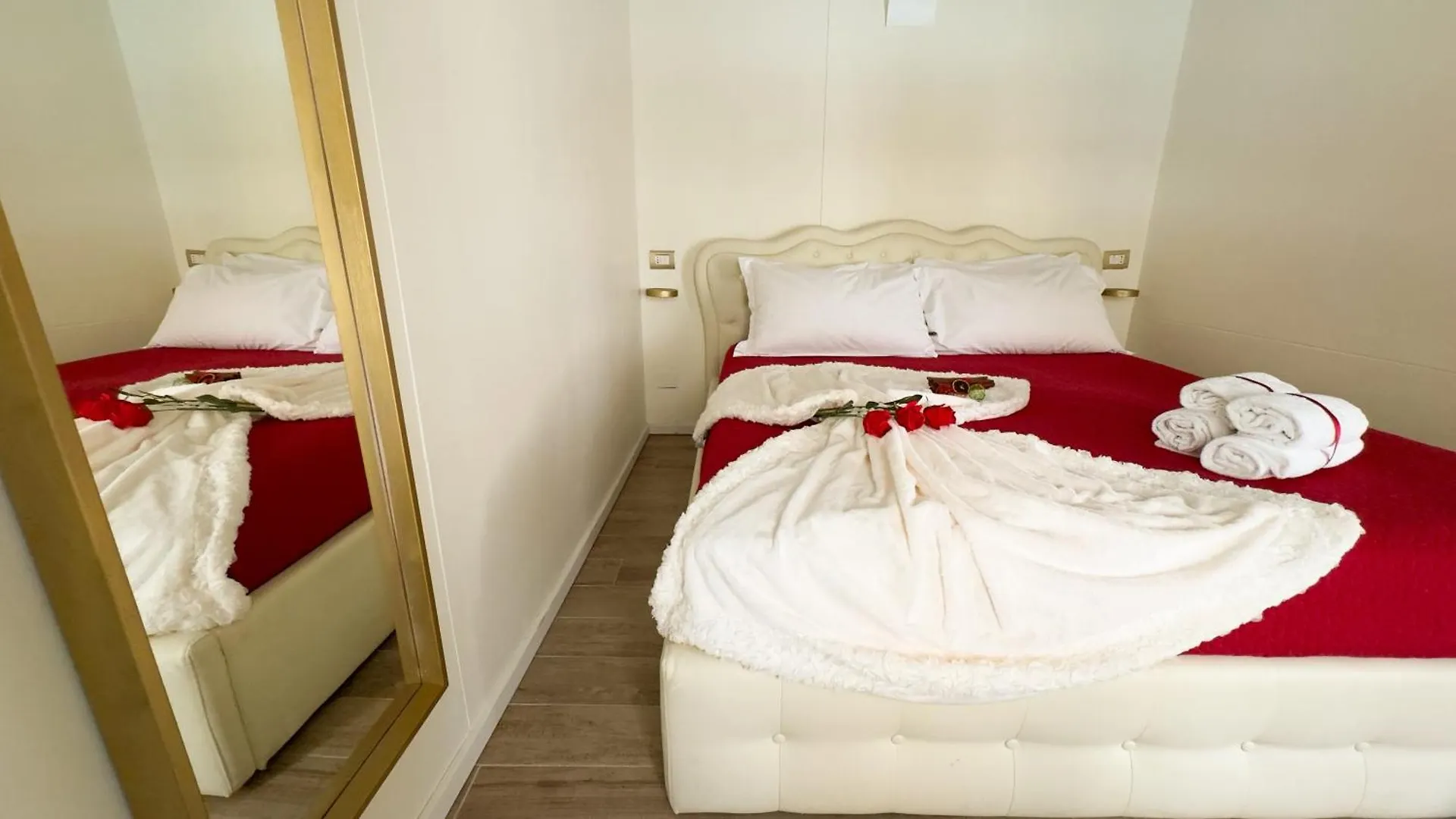 Graceful Venice Barnaba Suite Italy
